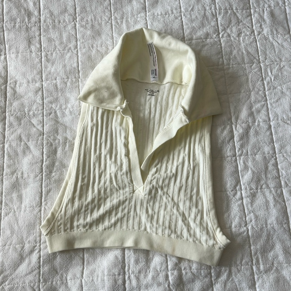 Urban outfitters cropped cream tank - collared